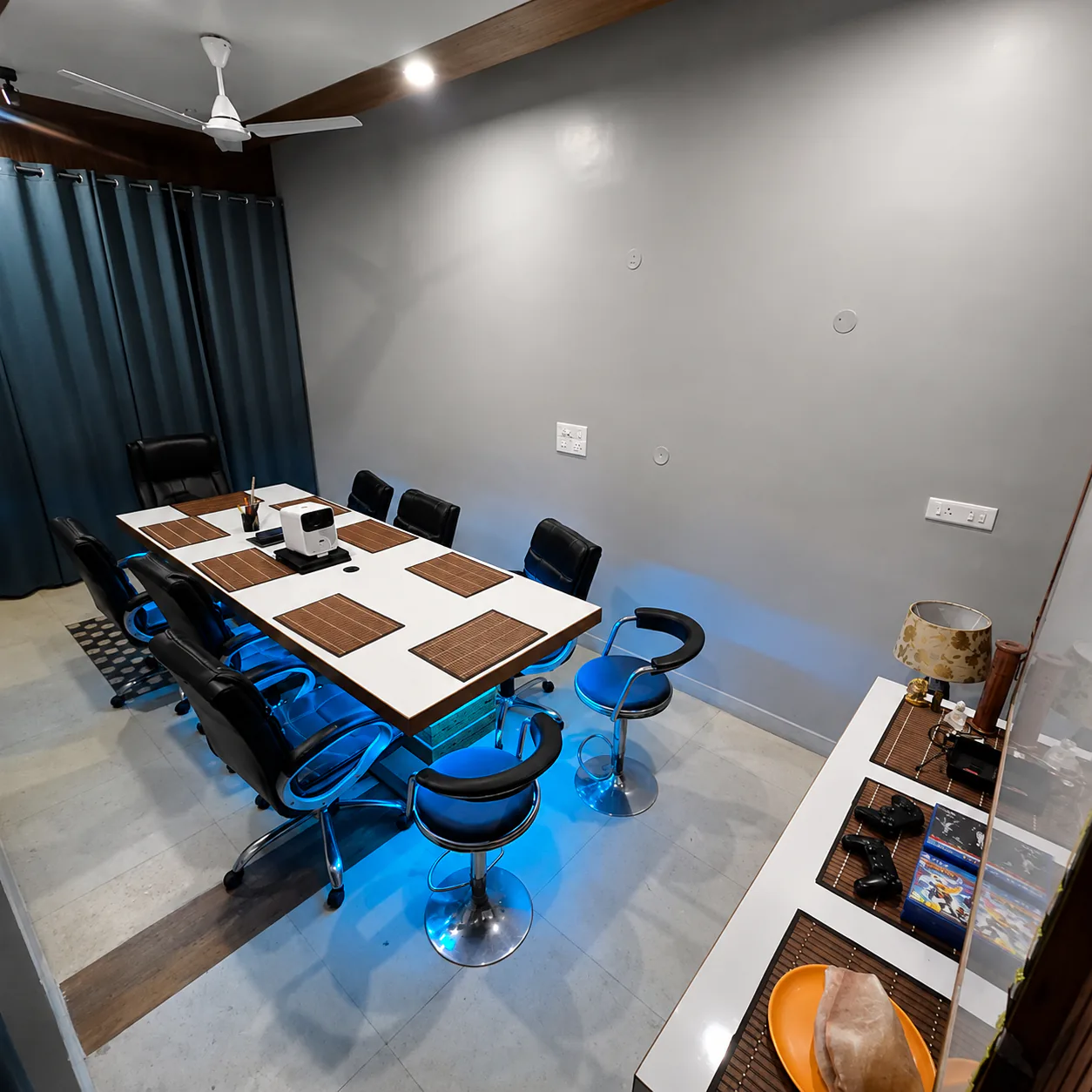Evomorf meeting room